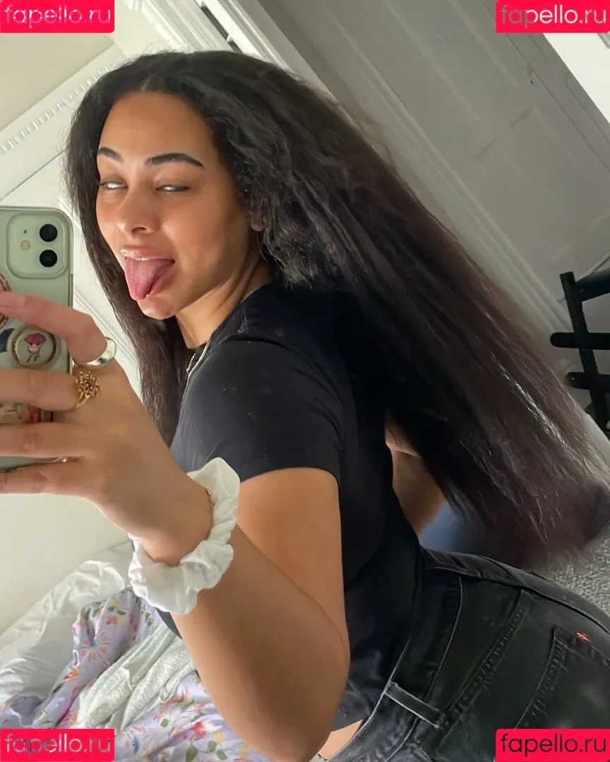 Raina Morris Onlyfans Photo Gallery 