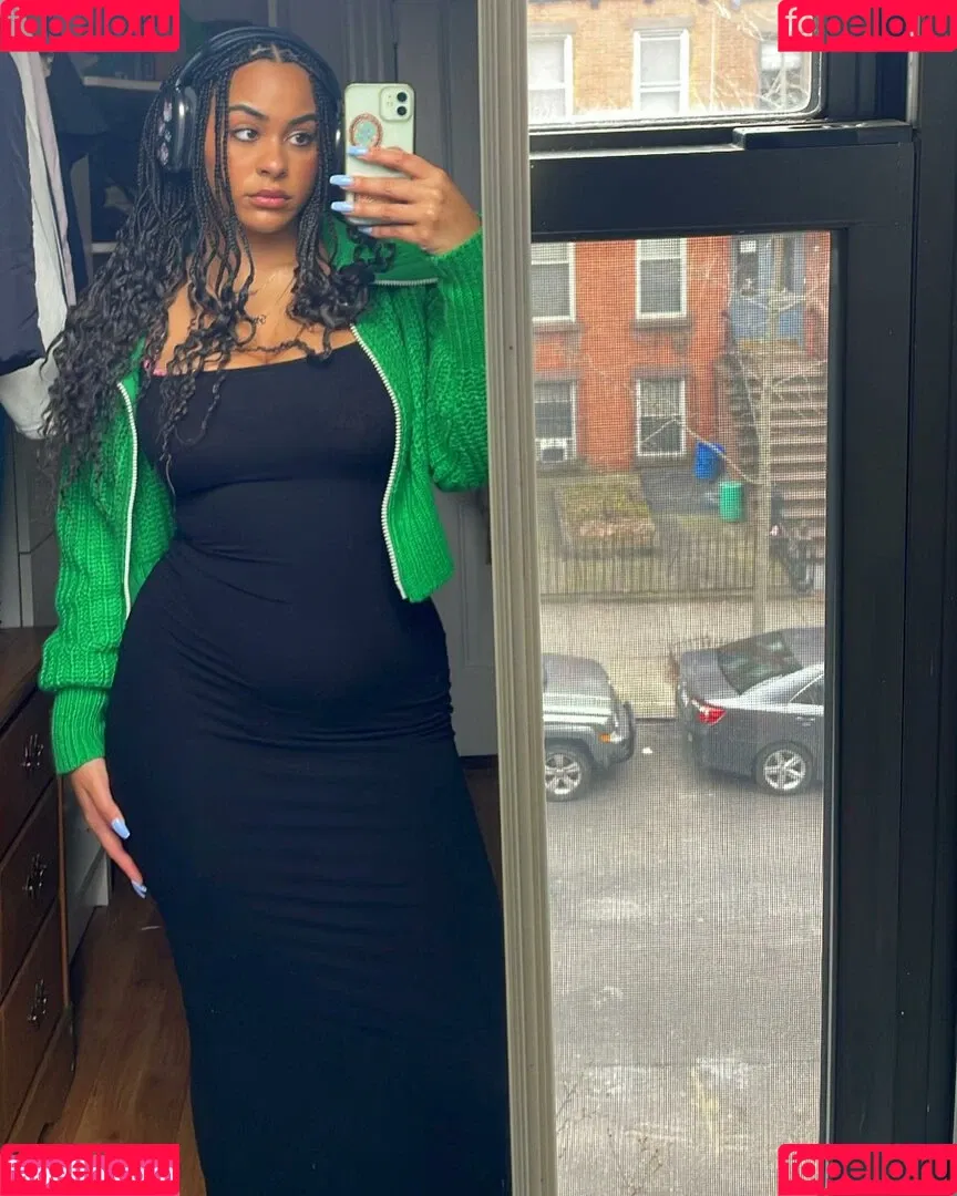 Raina Morris Onlyfans Photo Gallery 