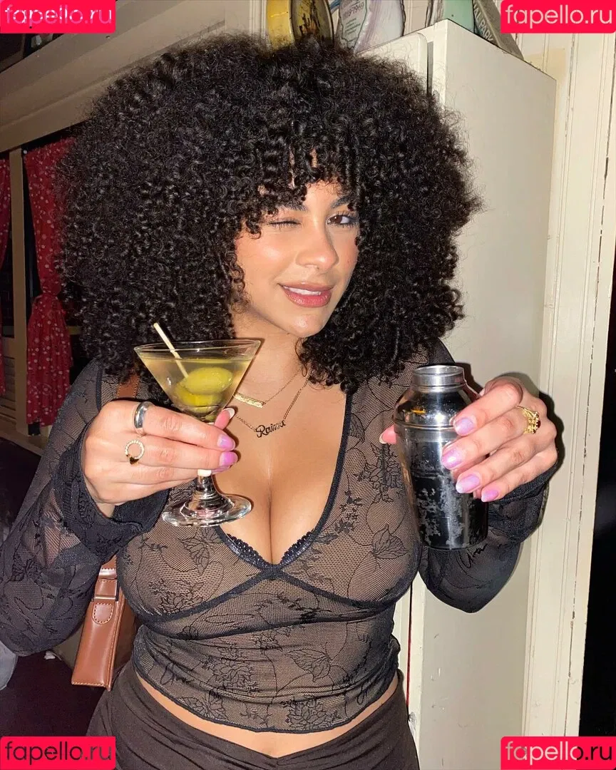 Raina Morris Onlyfans Photo Gallery 