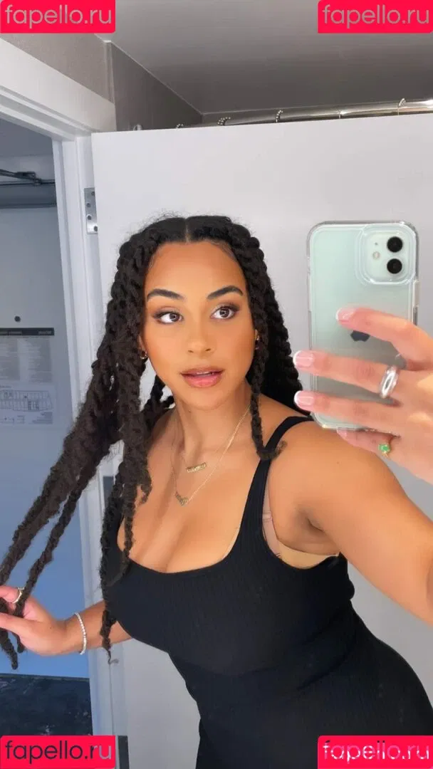 Raina Morris Onlyfans Photo Gallery 