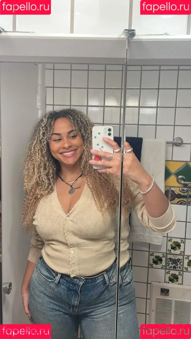 Raina Morris Onlyfans Photo Gallery 