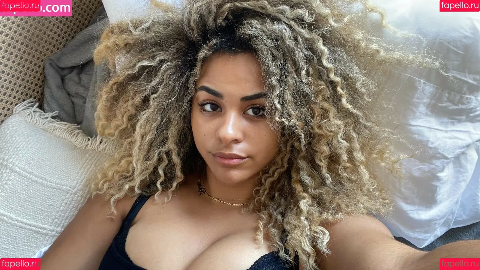Raina Morris Onlyfans Photo Gallery 