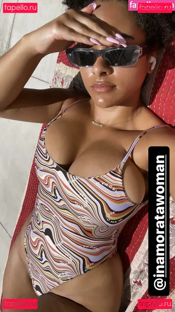 Raina Morris Onlyfans Photo Gallery 