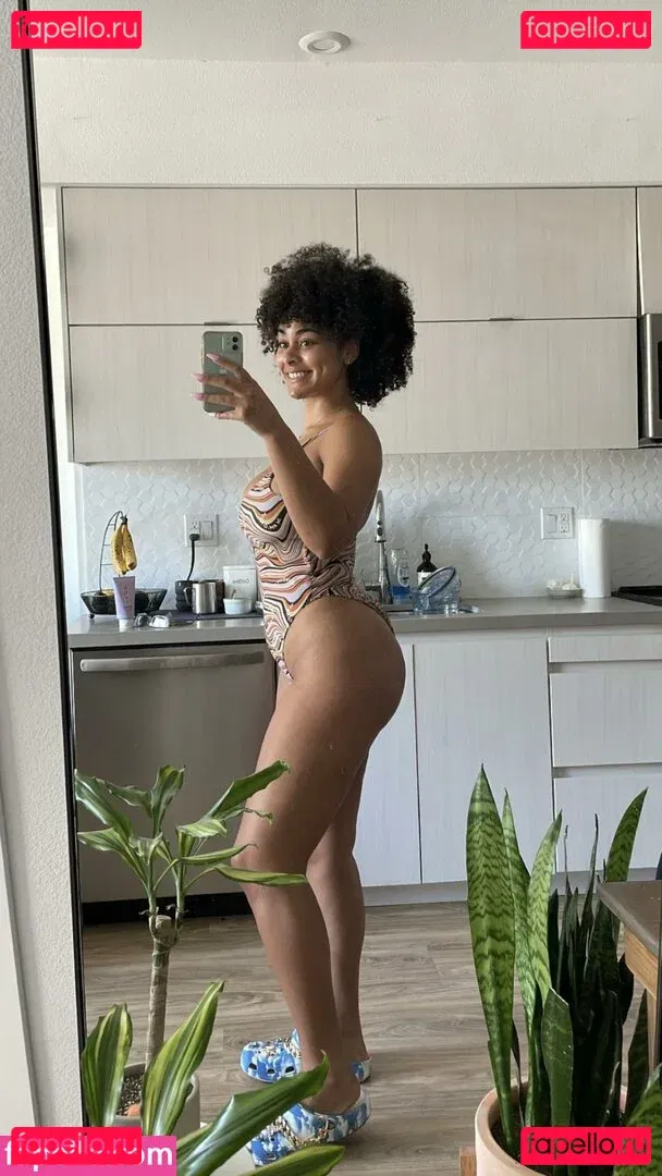 Raina Morris Onlyfans Photo Gallery 