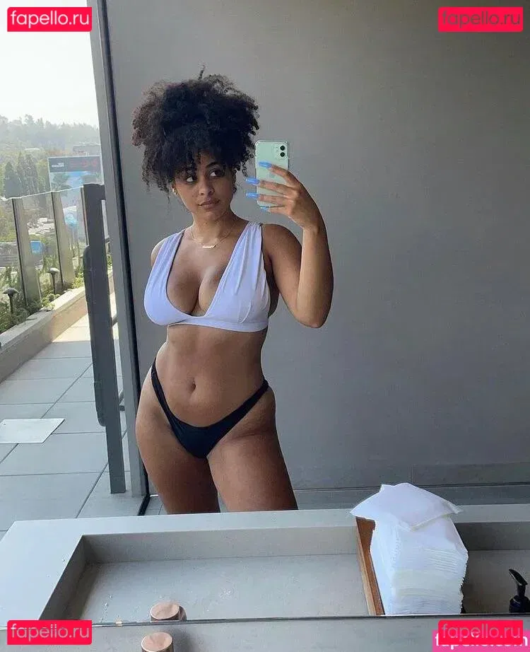 Raina Morris Onlyfans Photo Gallery 