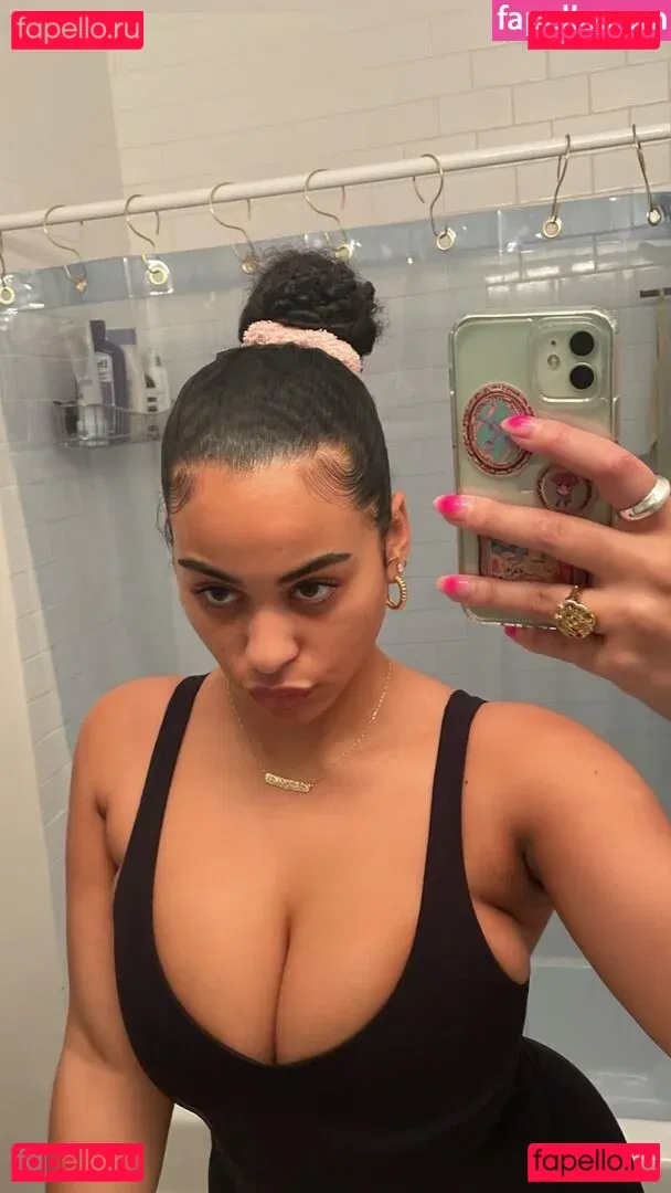 Raina Morris Onlyfans Photo Gallery 