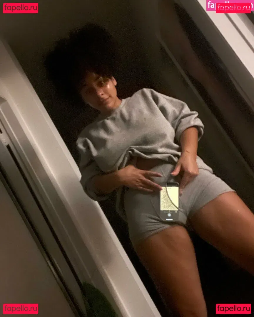 Raina Morris Onlyfans Photo Gallery 