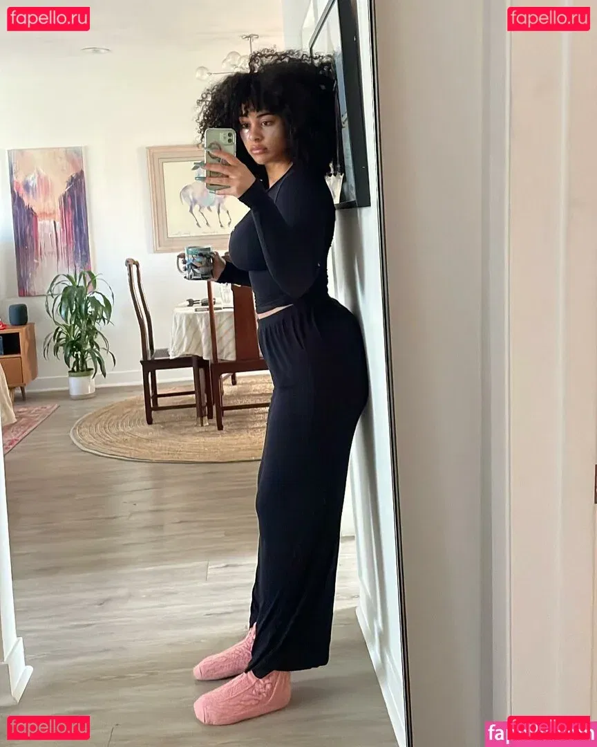 Raina Morris Onlyfans Photo Gallery 