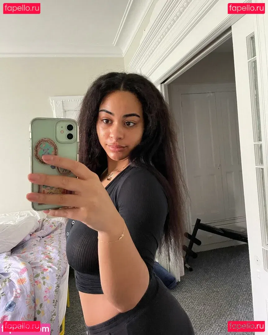 Raina Morris Onlyfans Photo Gallery 