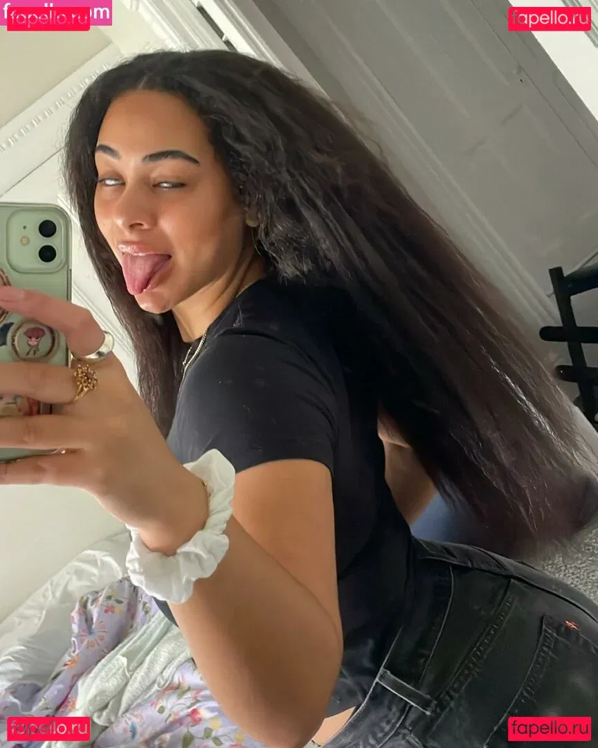 Raina Morris Onlyfans Photo Gallery 