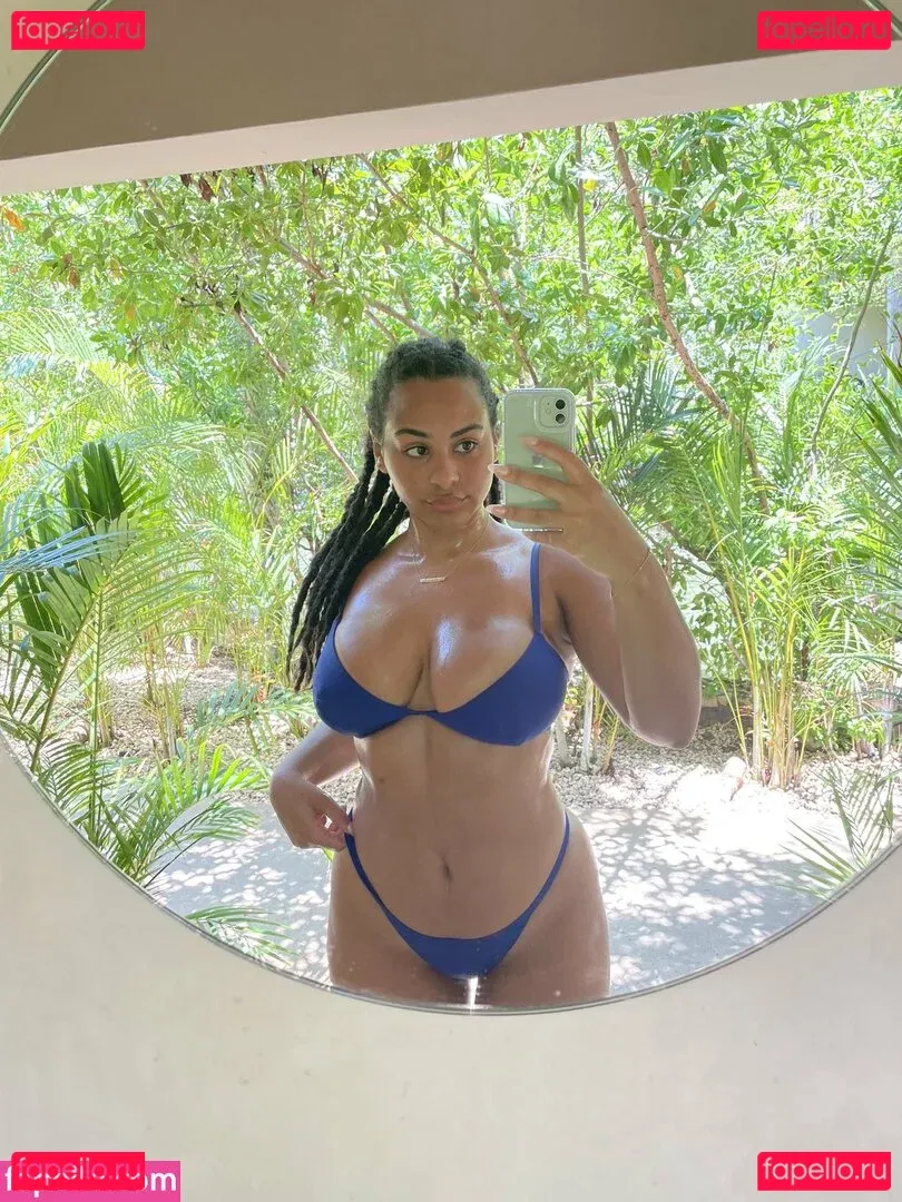 Raina Morris Onlyfans Photo Gallery 