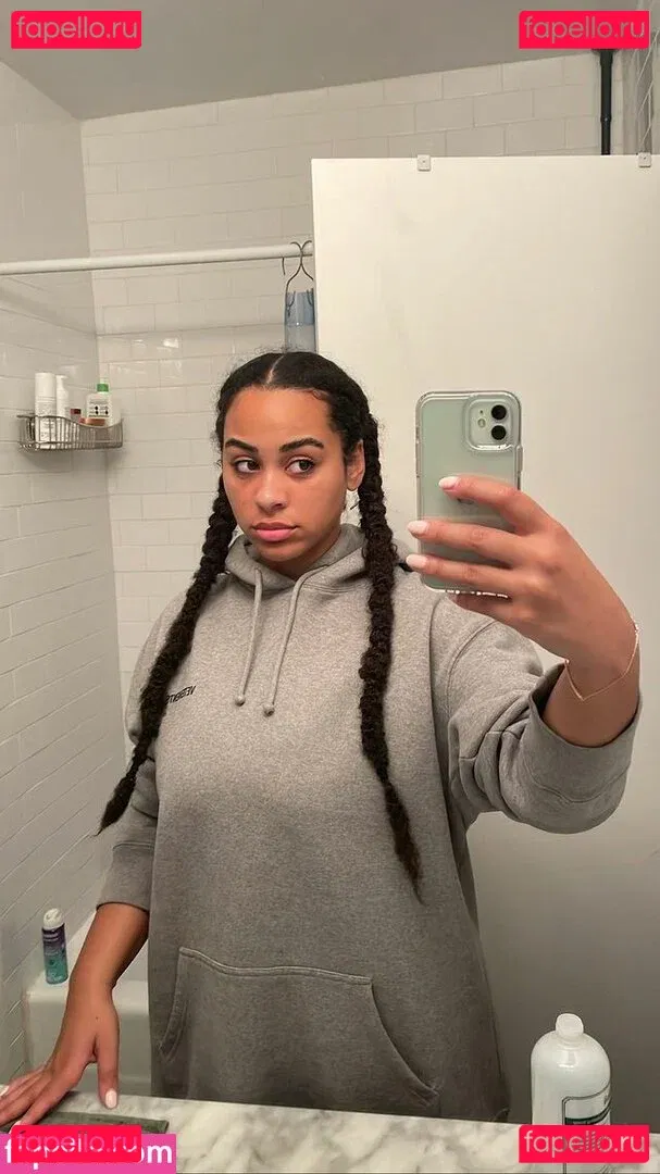 Raina Morris Onlyfans Photo Gallery 