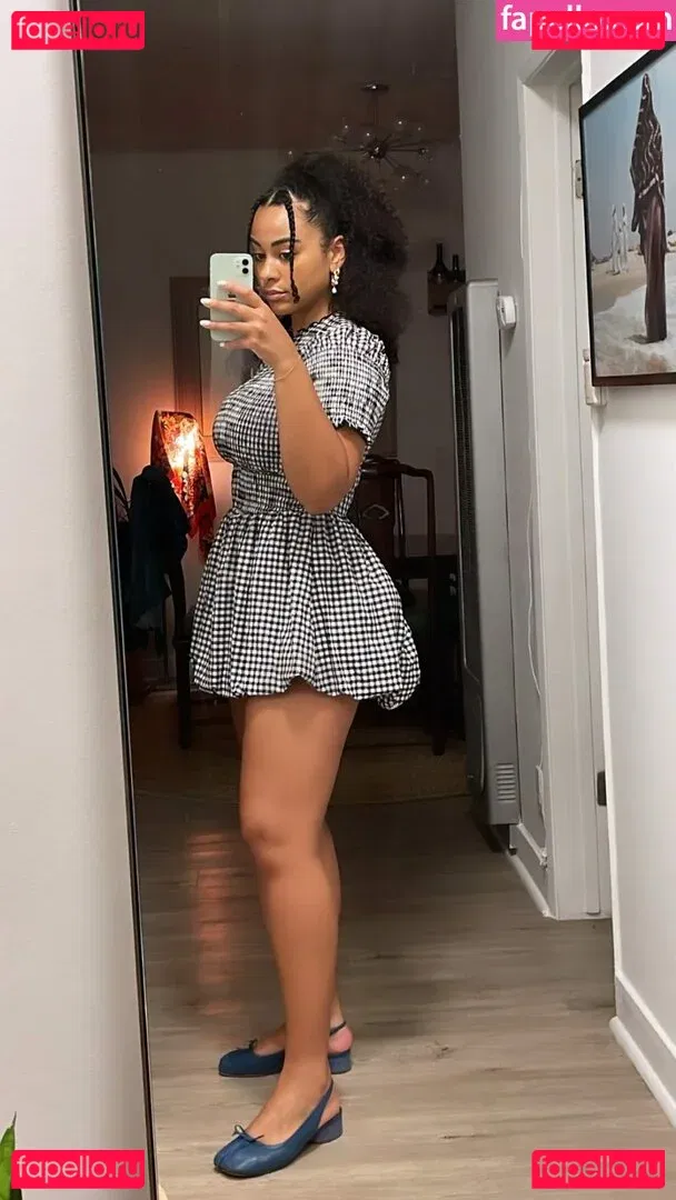 Raina Morris Onlyfans Photo Gallery 