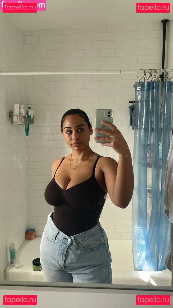 Raina Morris Onlyfans Photo Gallery 