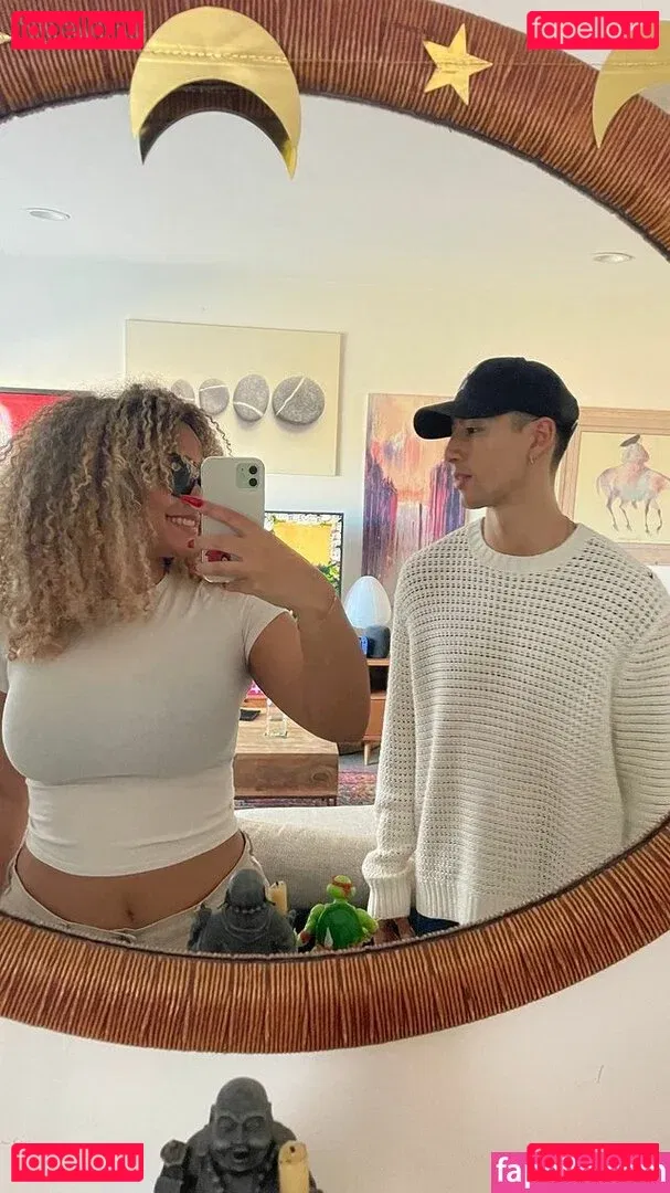 Raina Morris Onlyfans Photo Gallery 