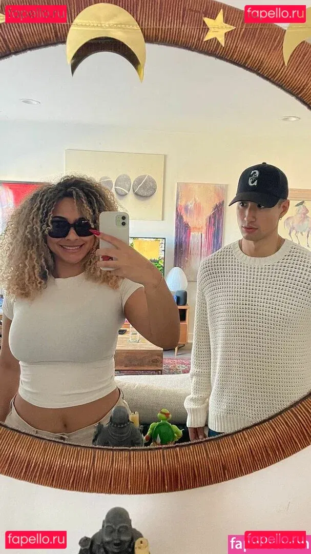 Raina Morris Onlyfans Photo Gallery 