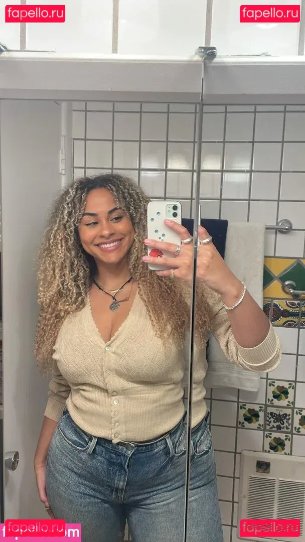 Raina Morris Onlyfans Photo Gallery 