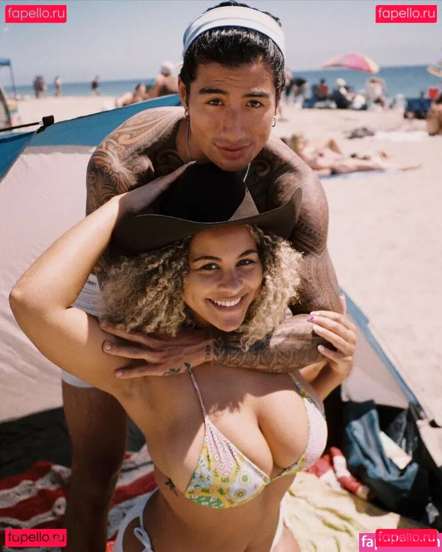 Raina Morris Onlyfans Photo Gallery 