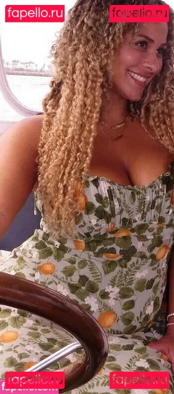 Raina Morris Onlyfans Photo Gallery 