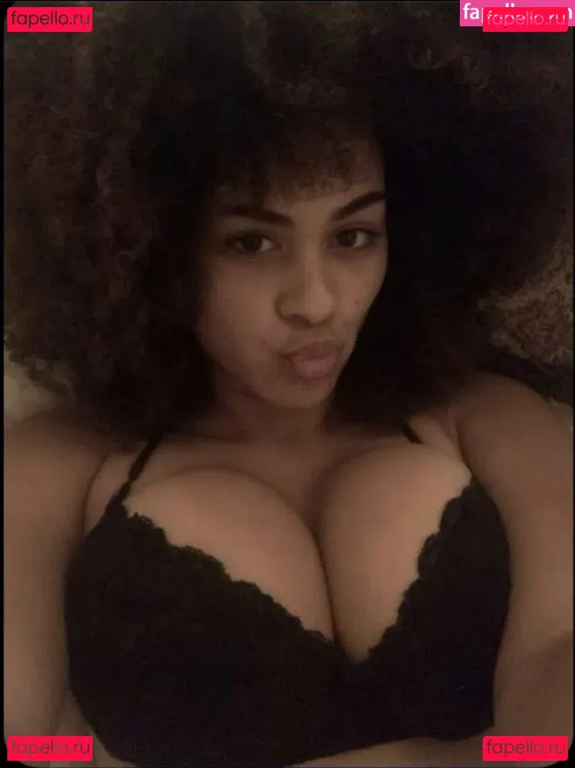 Raina Morris Onlyfans Photo Gallery 