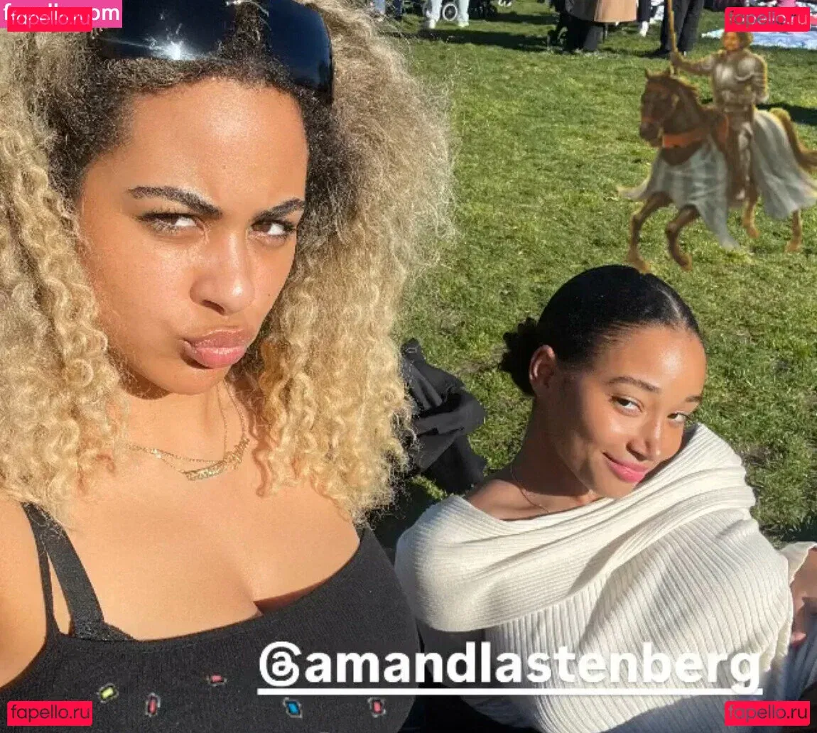 Raina Morris Onlyfans Photo Gallery 