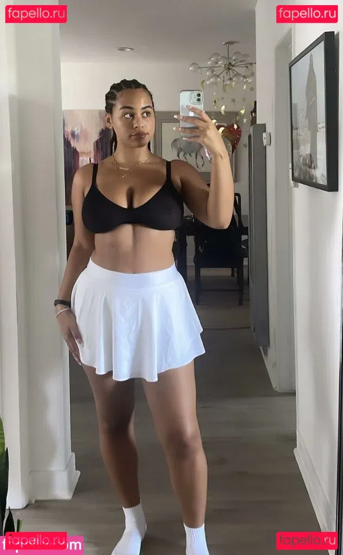 Raina Morris Onlyfans Photo Gallery 