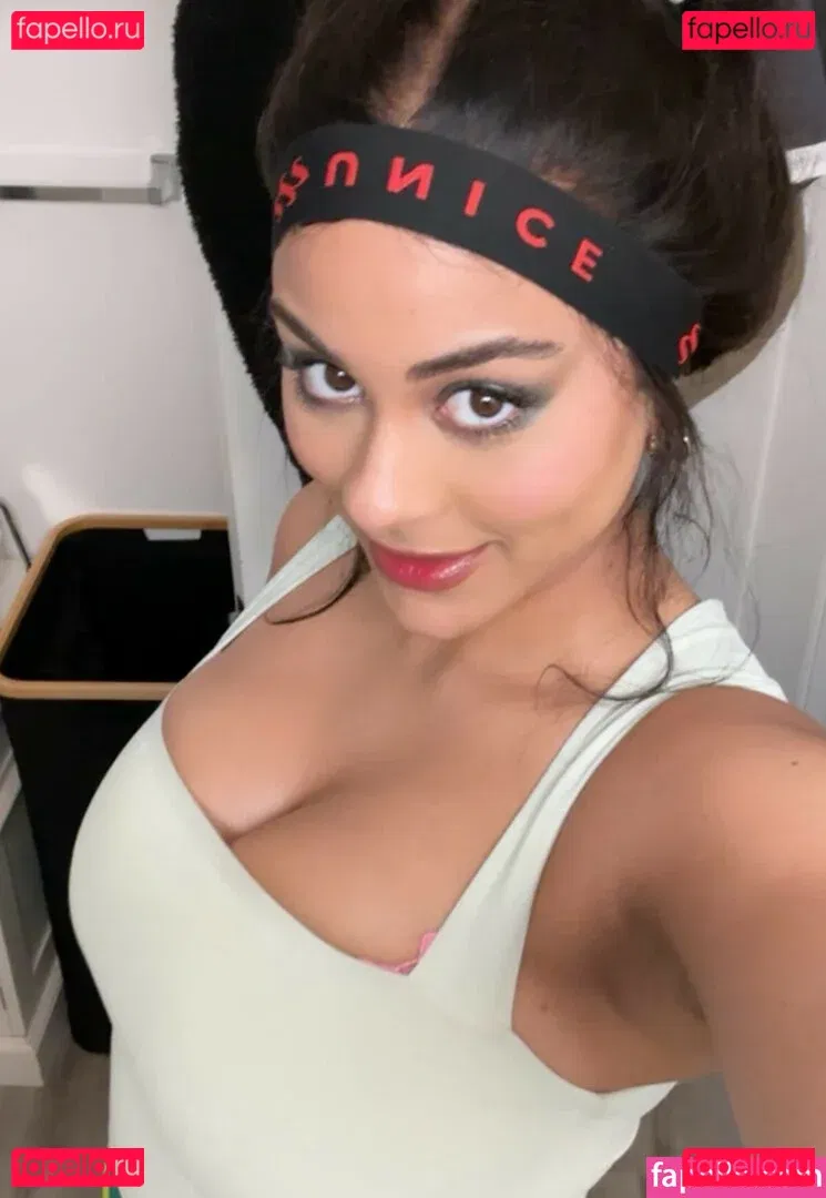 Raina Morris Onlyfans Photo Gallery 