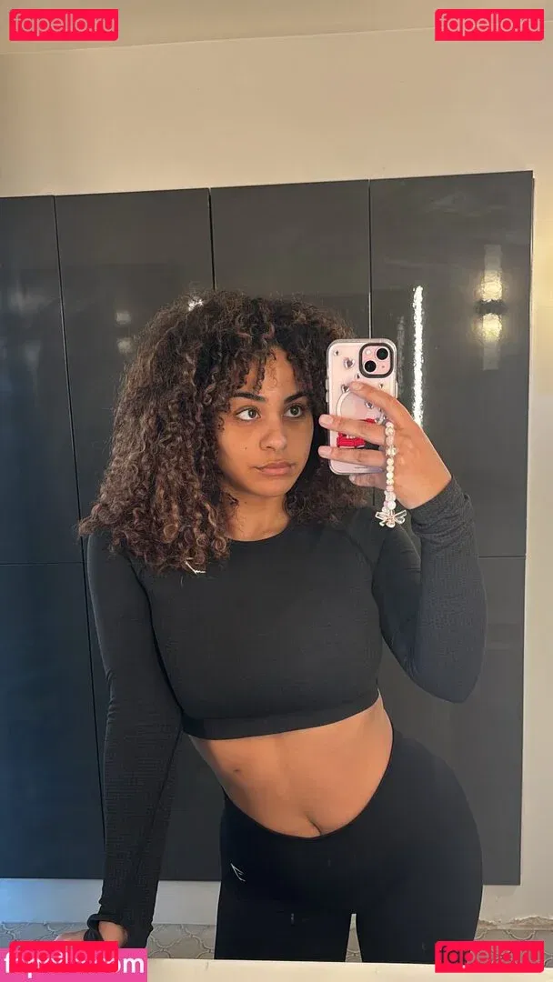 Raina Morris Onlyfans Photo Gallery 