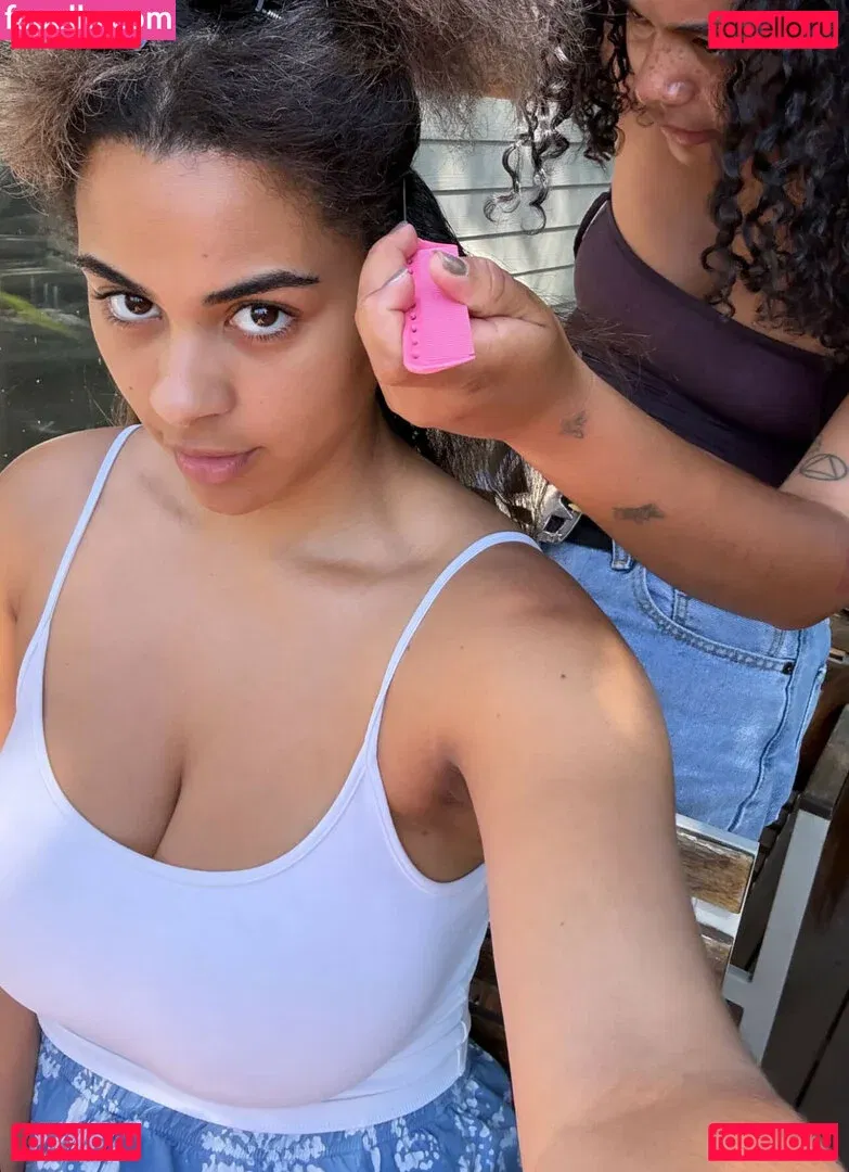 Raina Morris Onlyfans Photo Gallery 