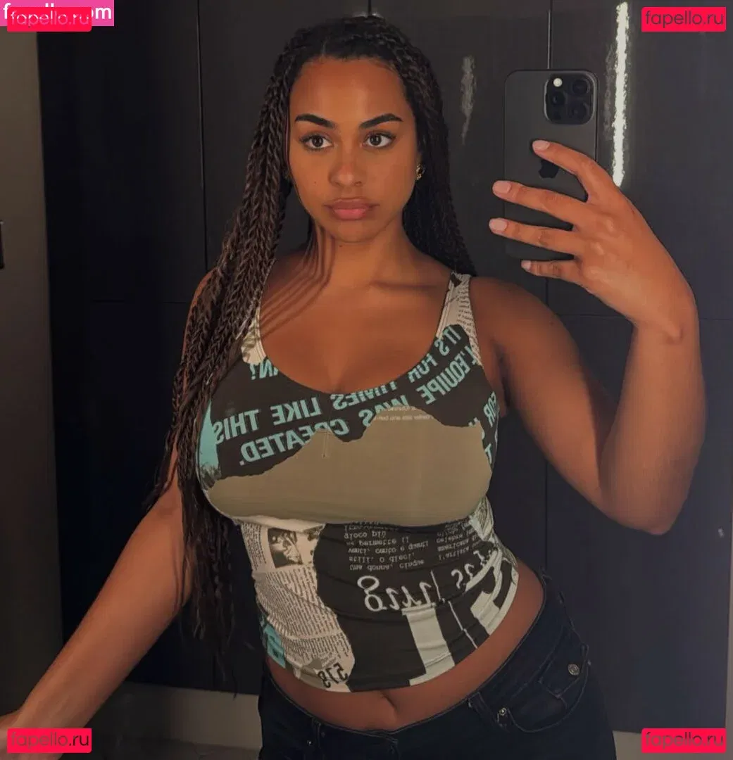 Raina Morris Onlyfans Photo Gallery 