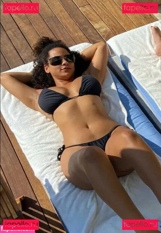 Raina Morris Onlyfans Photo Gallery 