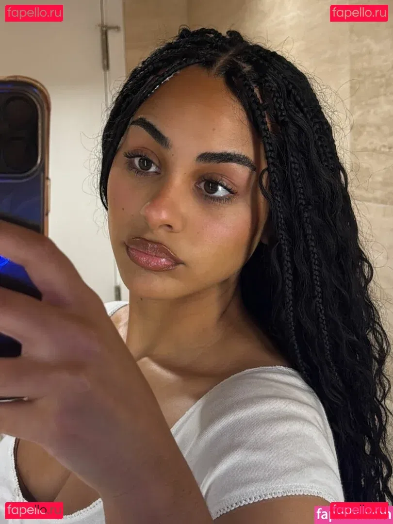 Raina Morris Onlyfans Photo Gallery 