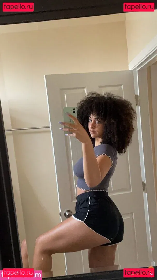 Raina Morris Onlyfans Photo Gallery 