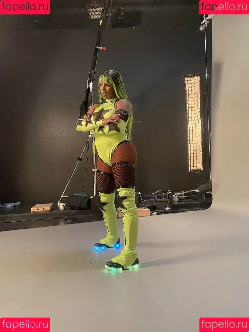 Trinity Fatu Onlyfans Photo Gallery 