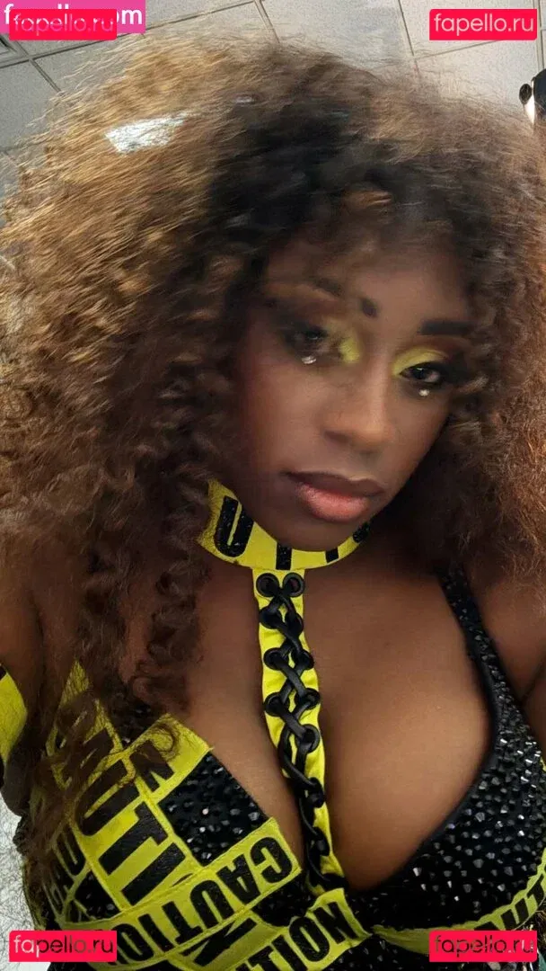 Trinity Fatu Onlyfans Photo Gallery 