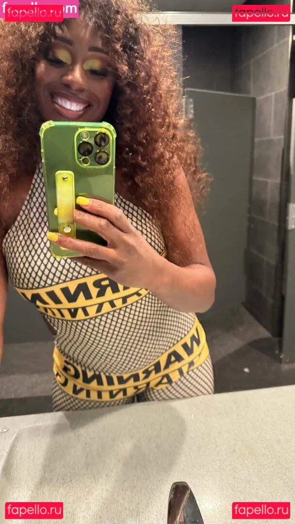 Trinity Fatu Onlyfans Photo Gallery 