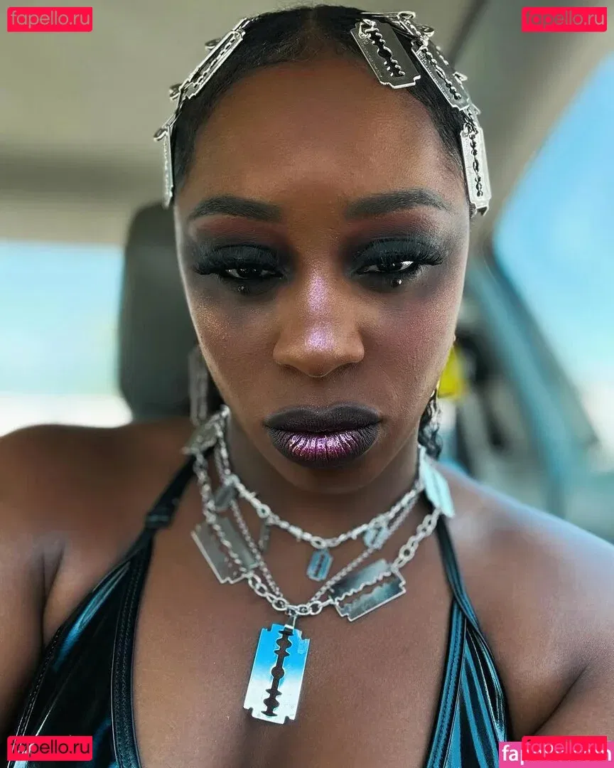 Trinity Fatu Onlyfans Photo Gallery 