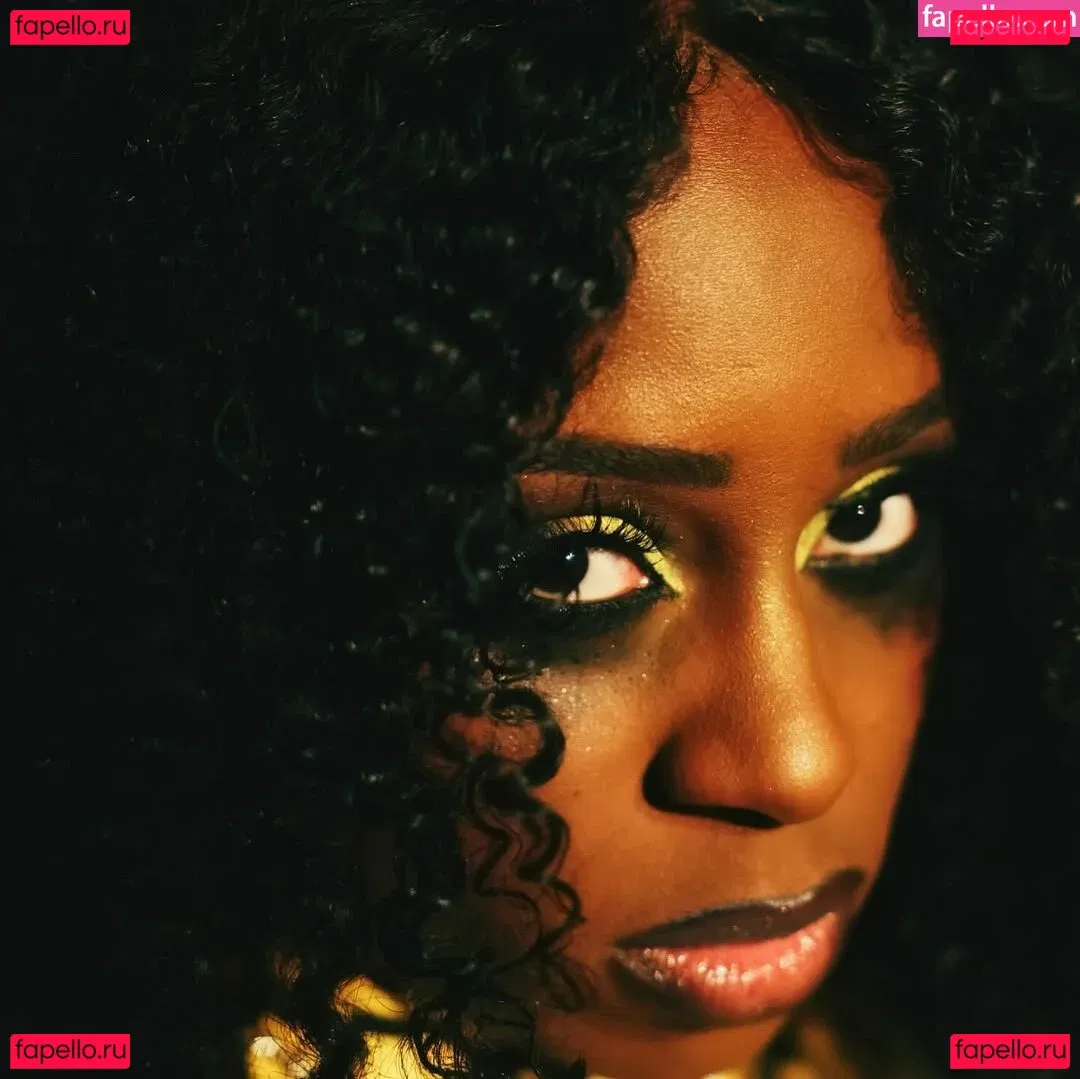 Trinity Fatu Onlyfans Photo Gallery 