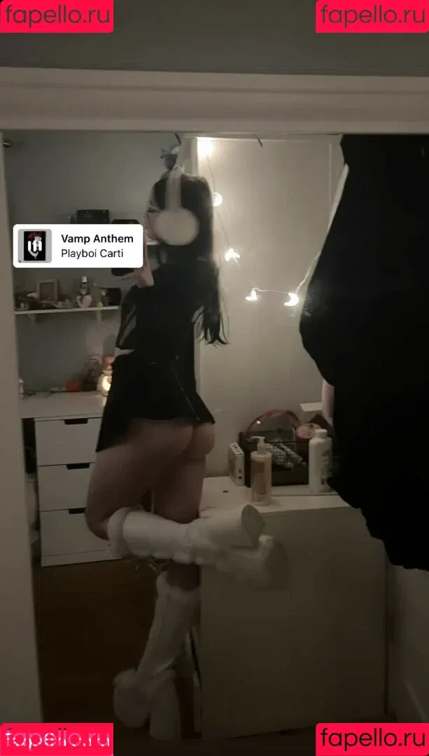 222.mollsx Onlyfans Photo Gallery 