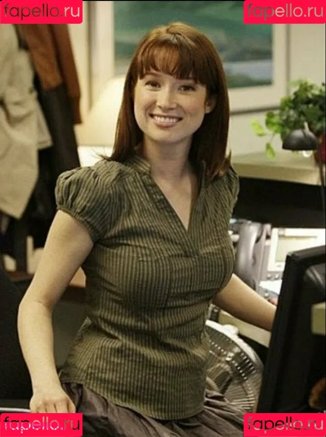 Ellie Kemper Onlyfans Photo Gallery 