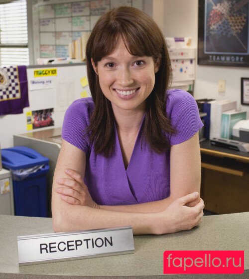 Ellie Kemper Onlyfans Photo Gallery 