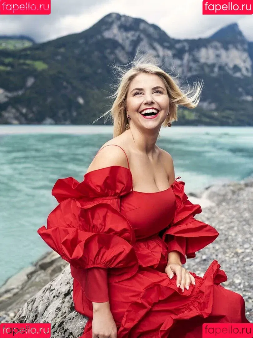 Beatrice Egli Onlyfans Photo Gallery 