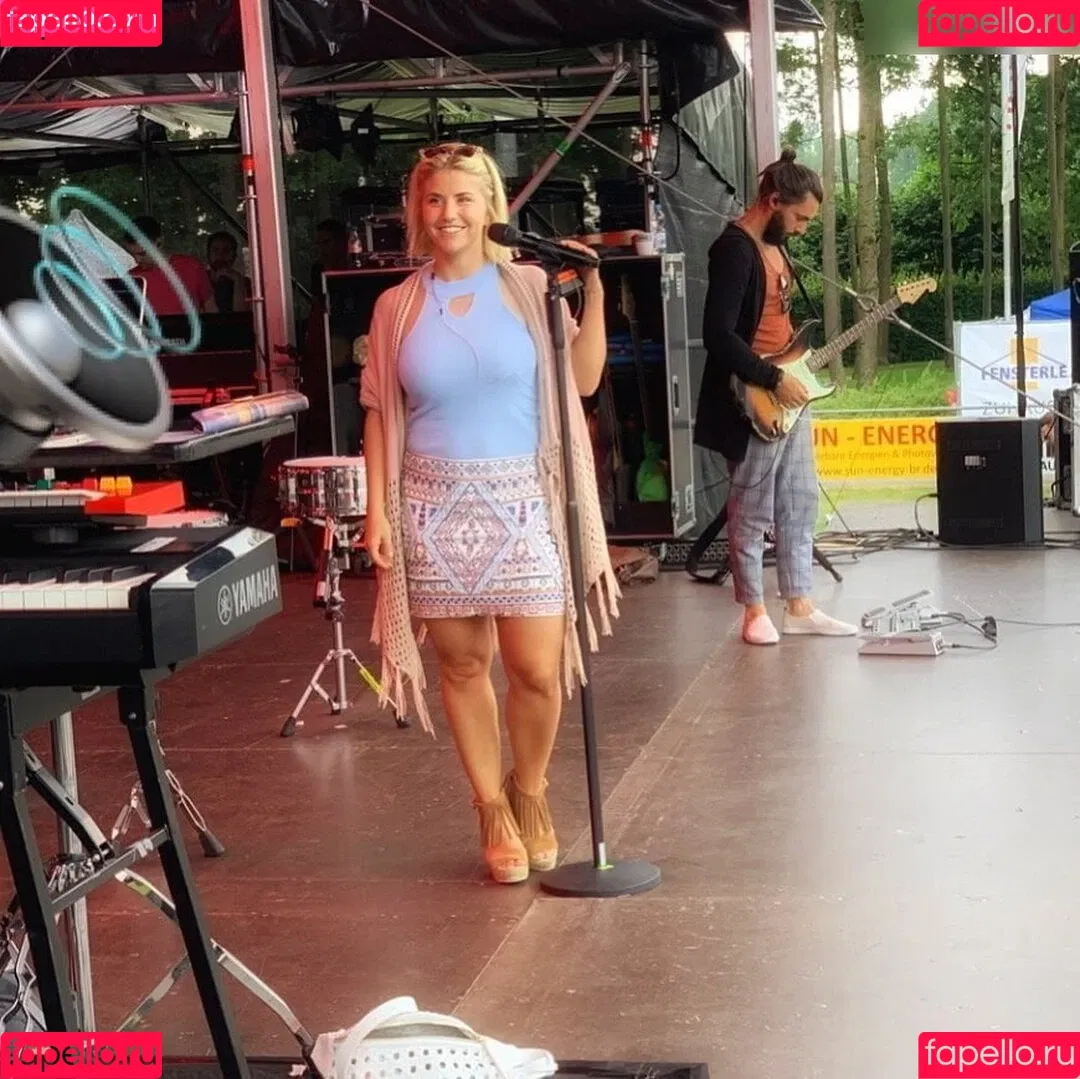 Beatrice Egli Onlyfans Photo Gallery 