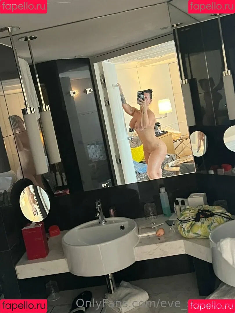 Eve Sophie Onlyfans Photo Gallery 