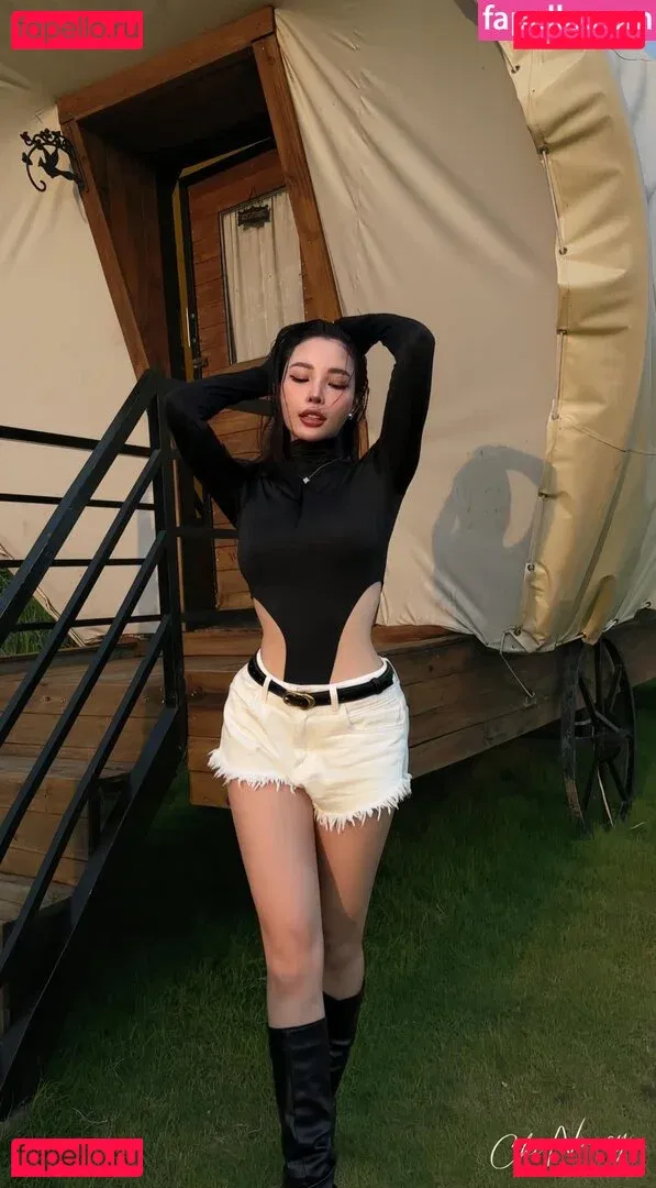 Kim Chi Onlyfans Photo Gallery 