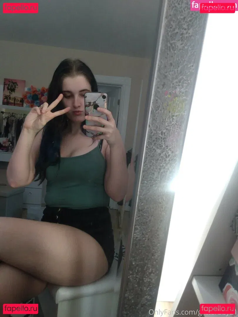 glitterbby21 Onlyfans Photo Gallery 