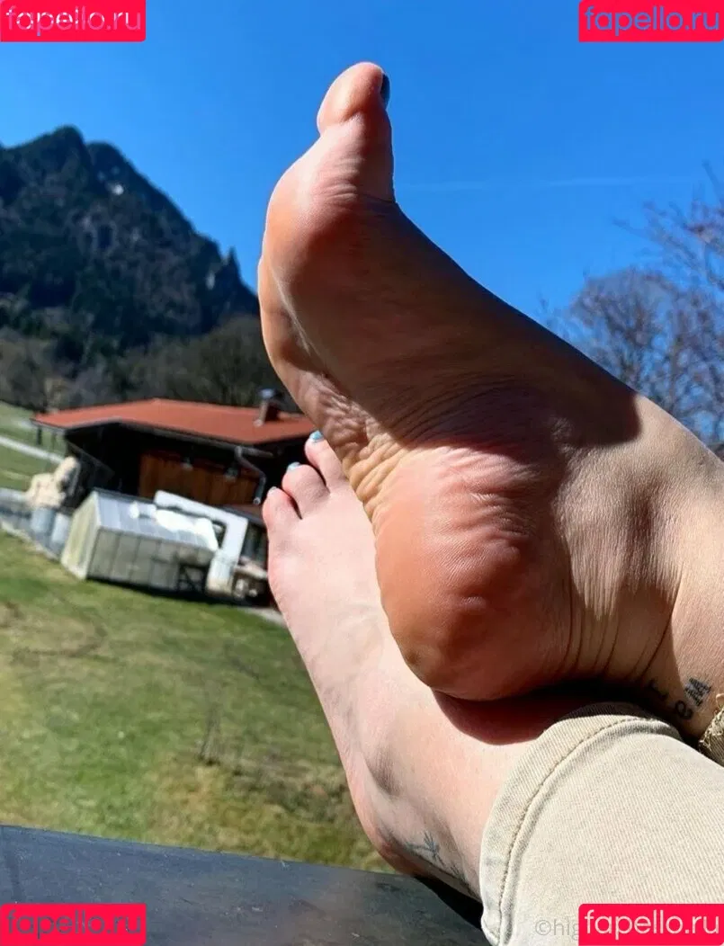higharches_bella Onlyfans Photo Gallery 