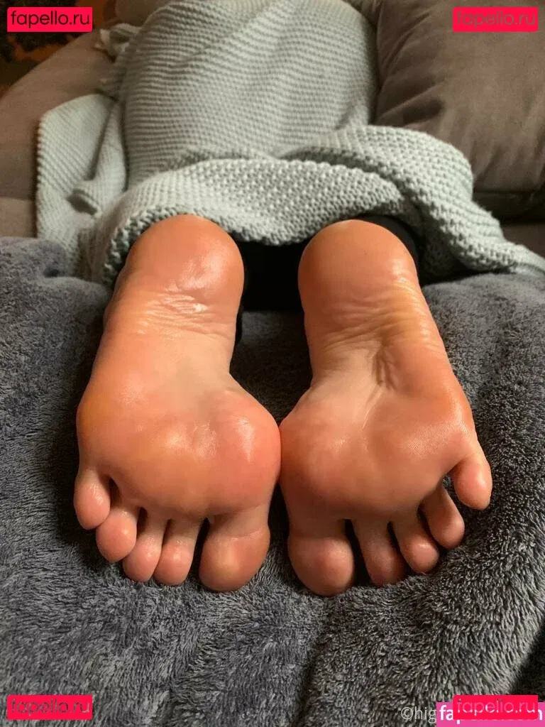 higharches_bella Onlyfans Photo Gallery 