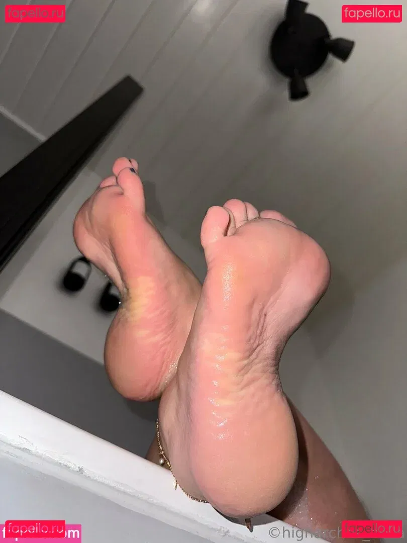 higharches_bella Onlyfans Photo Gallery 