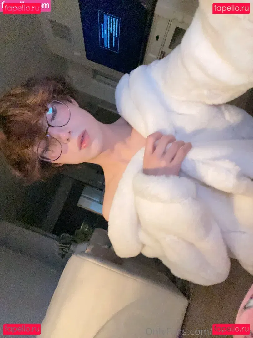 bbyk0da Onlyfans Photo Gallery 